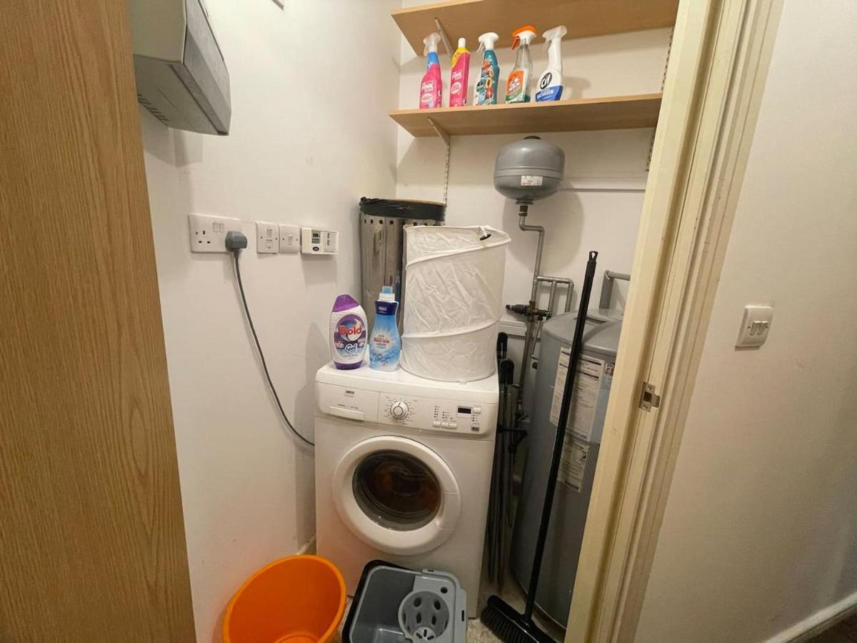 Cityfront Cosy Apt Near City Centre & Etihad Stadium, Free Parking Manchester Kültér fotó