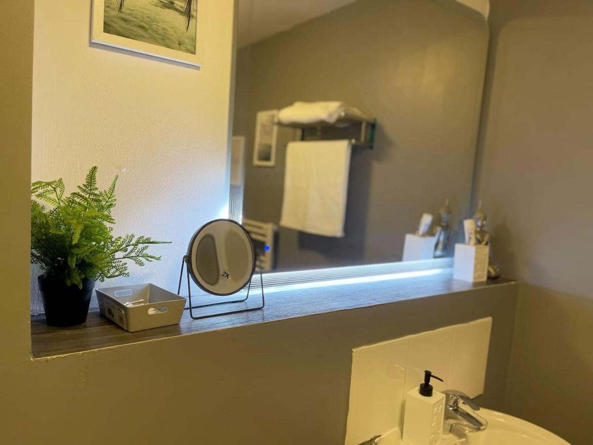 Cityfront Cosy Apt Near City Centre & Etihad Stadium, Free Parking Manchester Kültér fotó